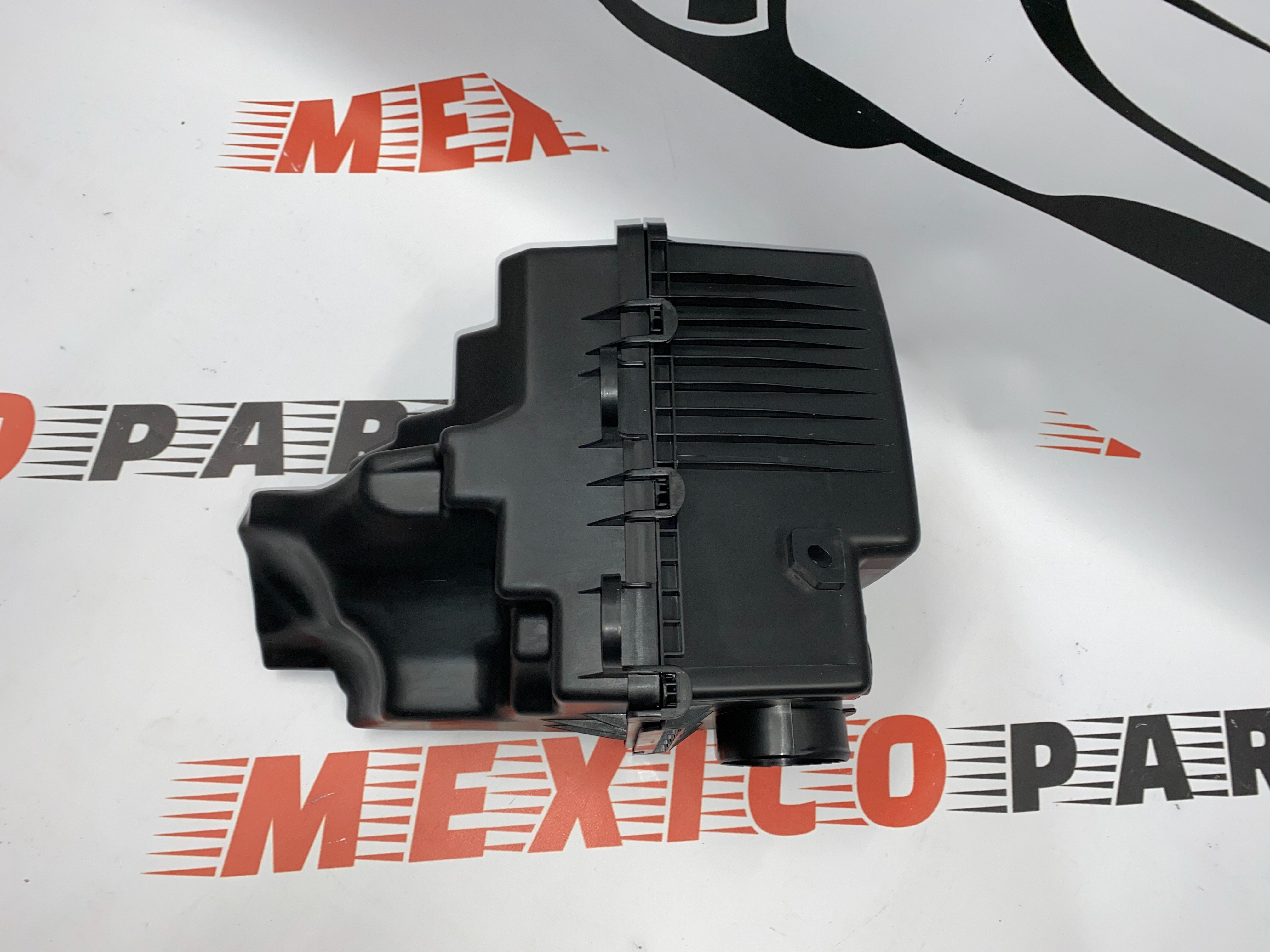 Корпус воздушного фильтра на Mazda CX5 2017-2020 (PE01-13-320F), аналог