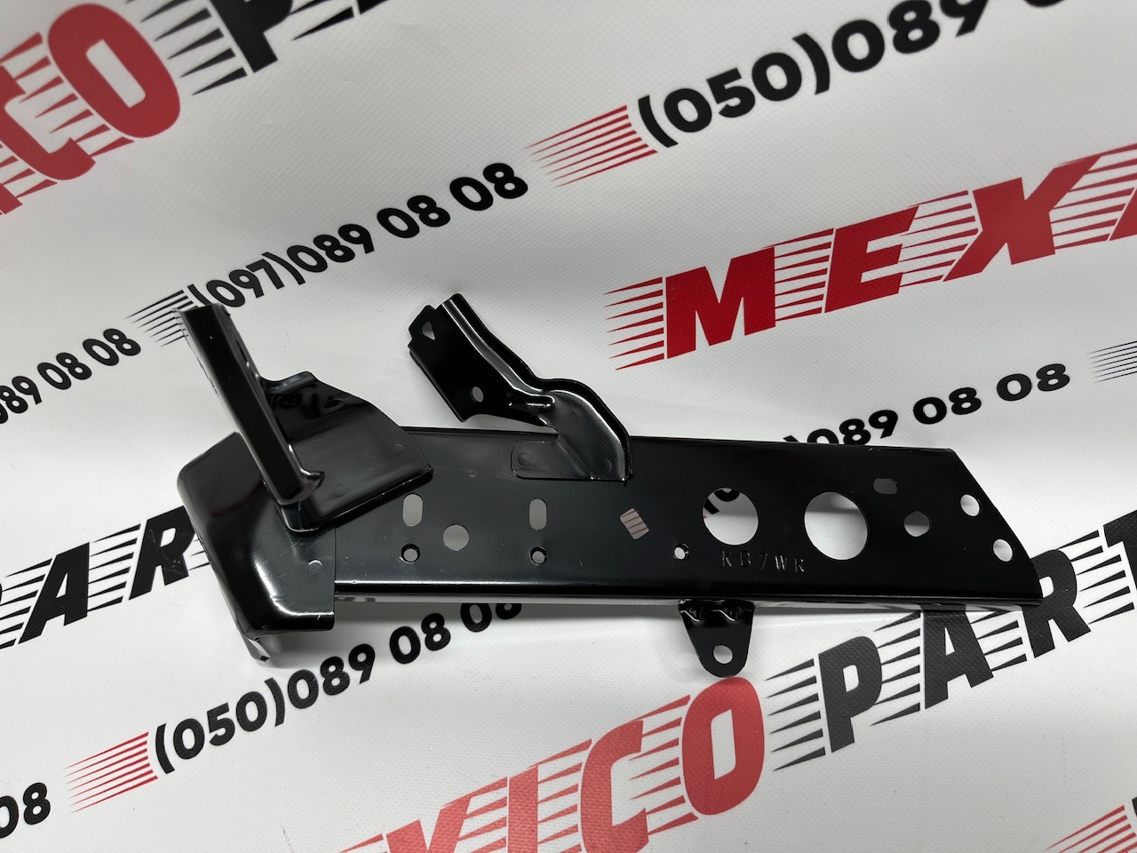 Крепление переднего крыла правое Mazda CX-5 2017-2020 (KBZW521R0A), аналог