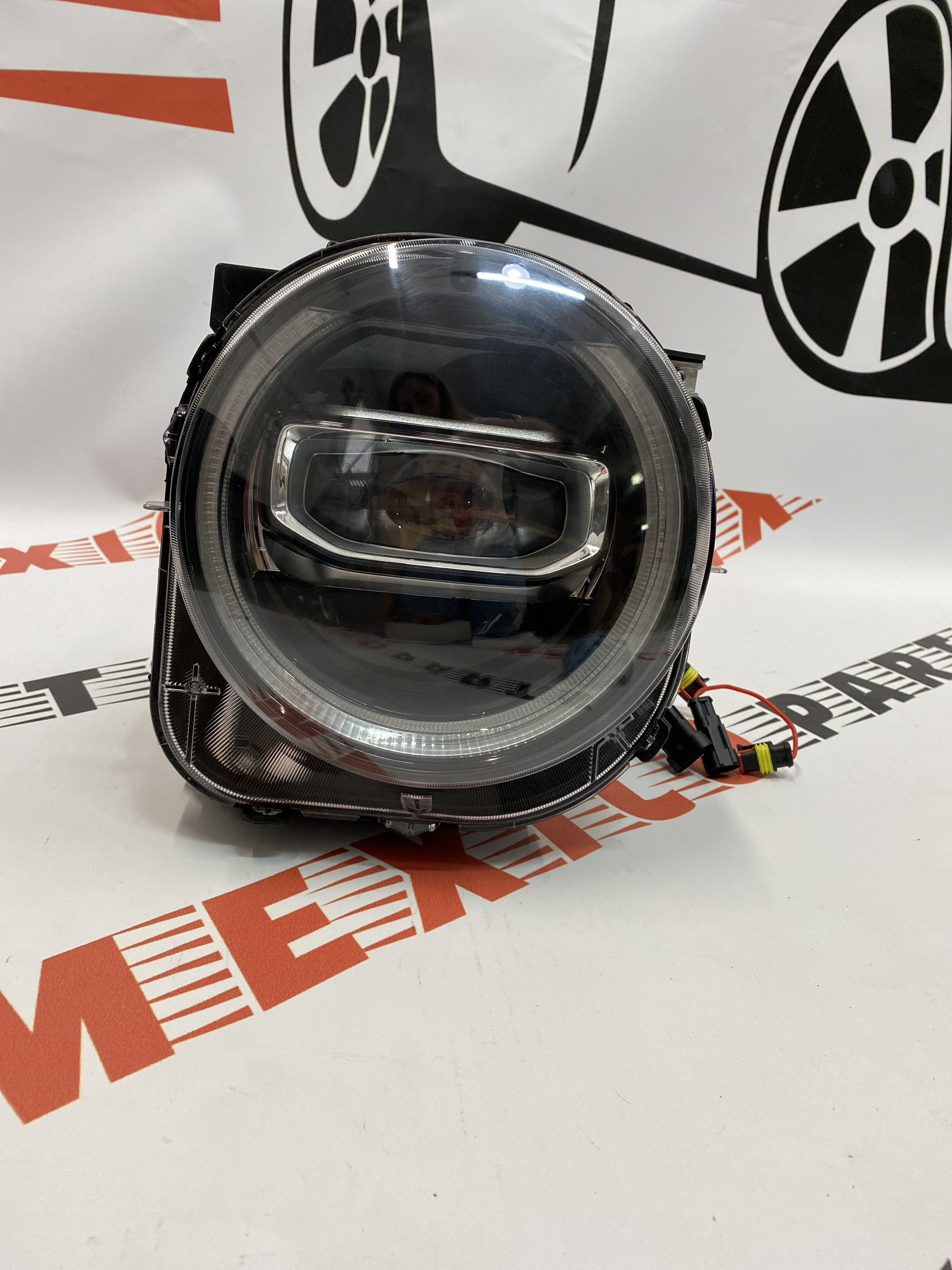 Фара правая LED Jeep Renegade 2019-2021 (68439313AA), аналог