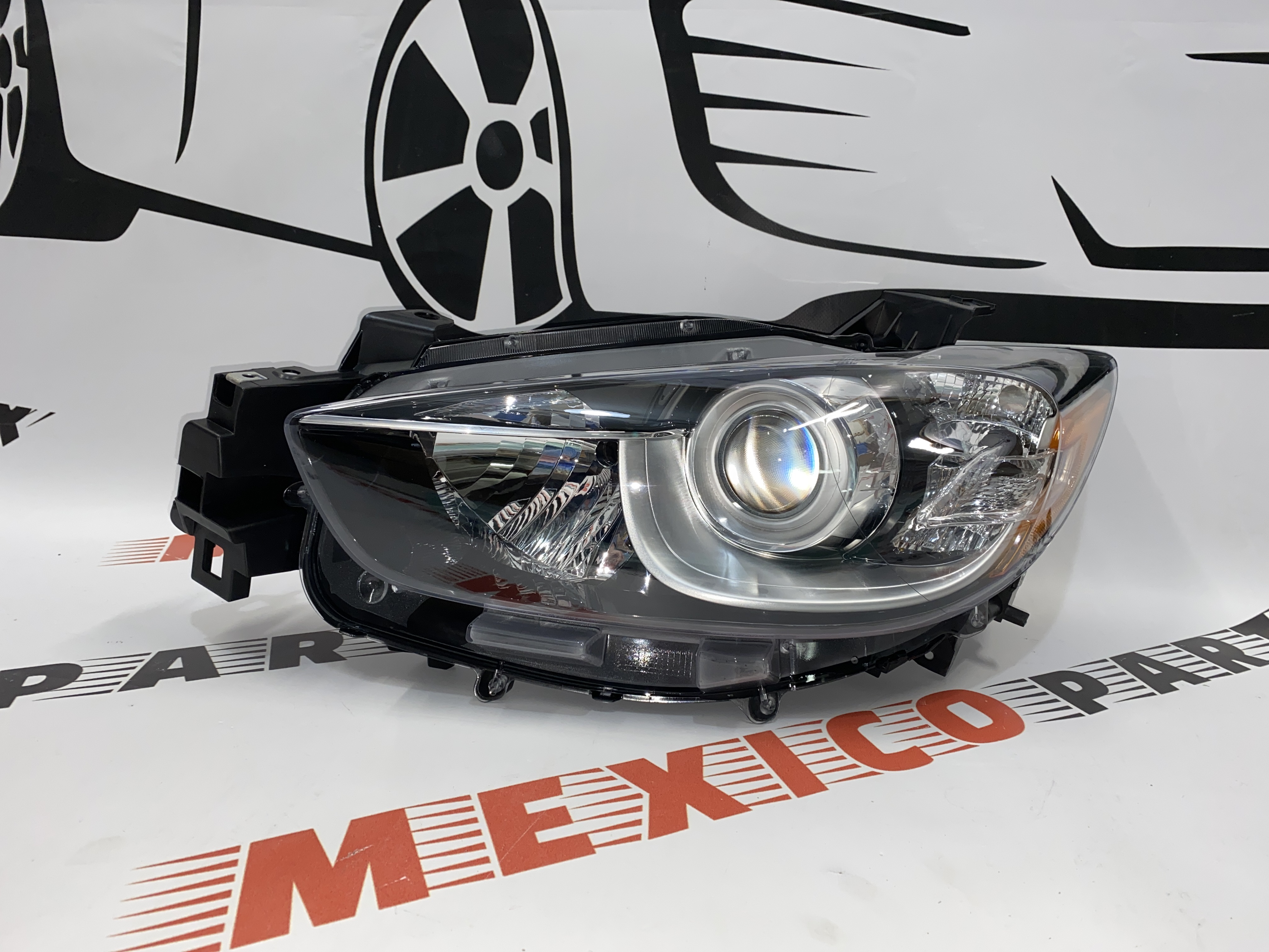 Фара левая USA Mazda CX5 2014-2017(KJ0151041C), аналог
