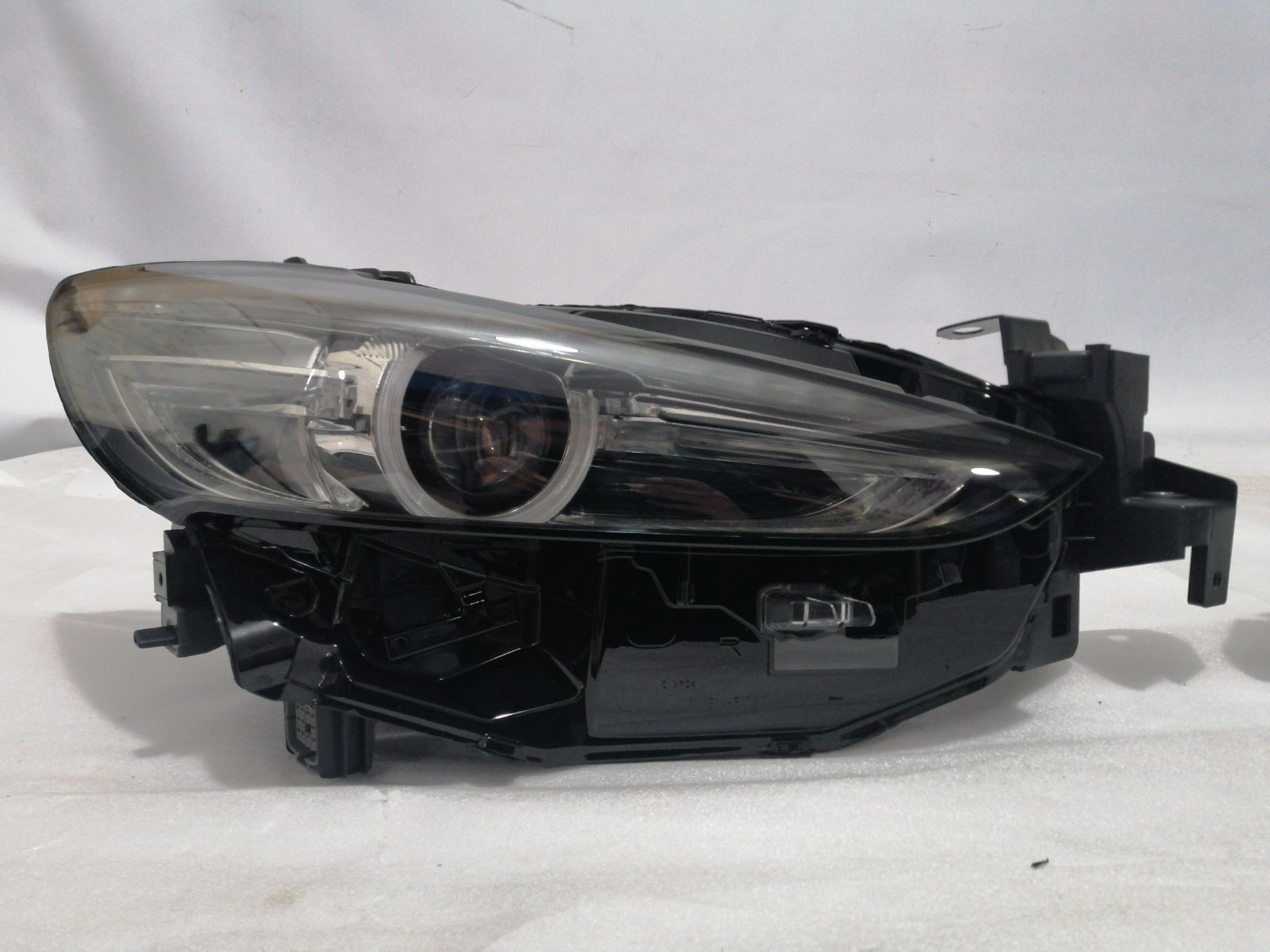 Фара правая без AFS EU Mazda 6 2019-2020 (GRF5-51-031A), аналог