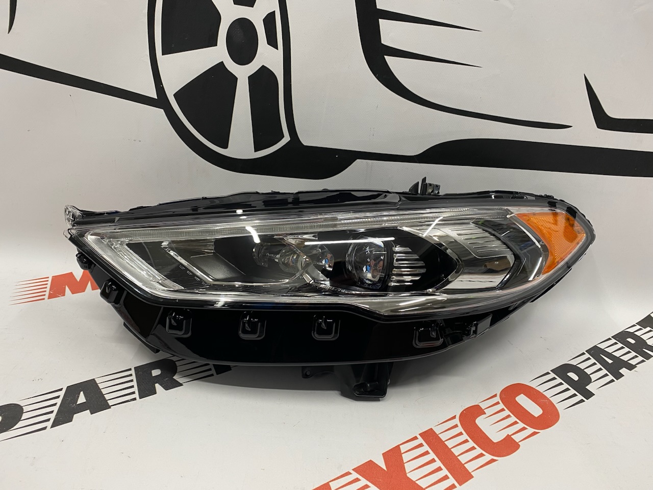 Фара ліва led USA Ford Fusion 2017-2018 (HS7Z-13008-AA), аналог
