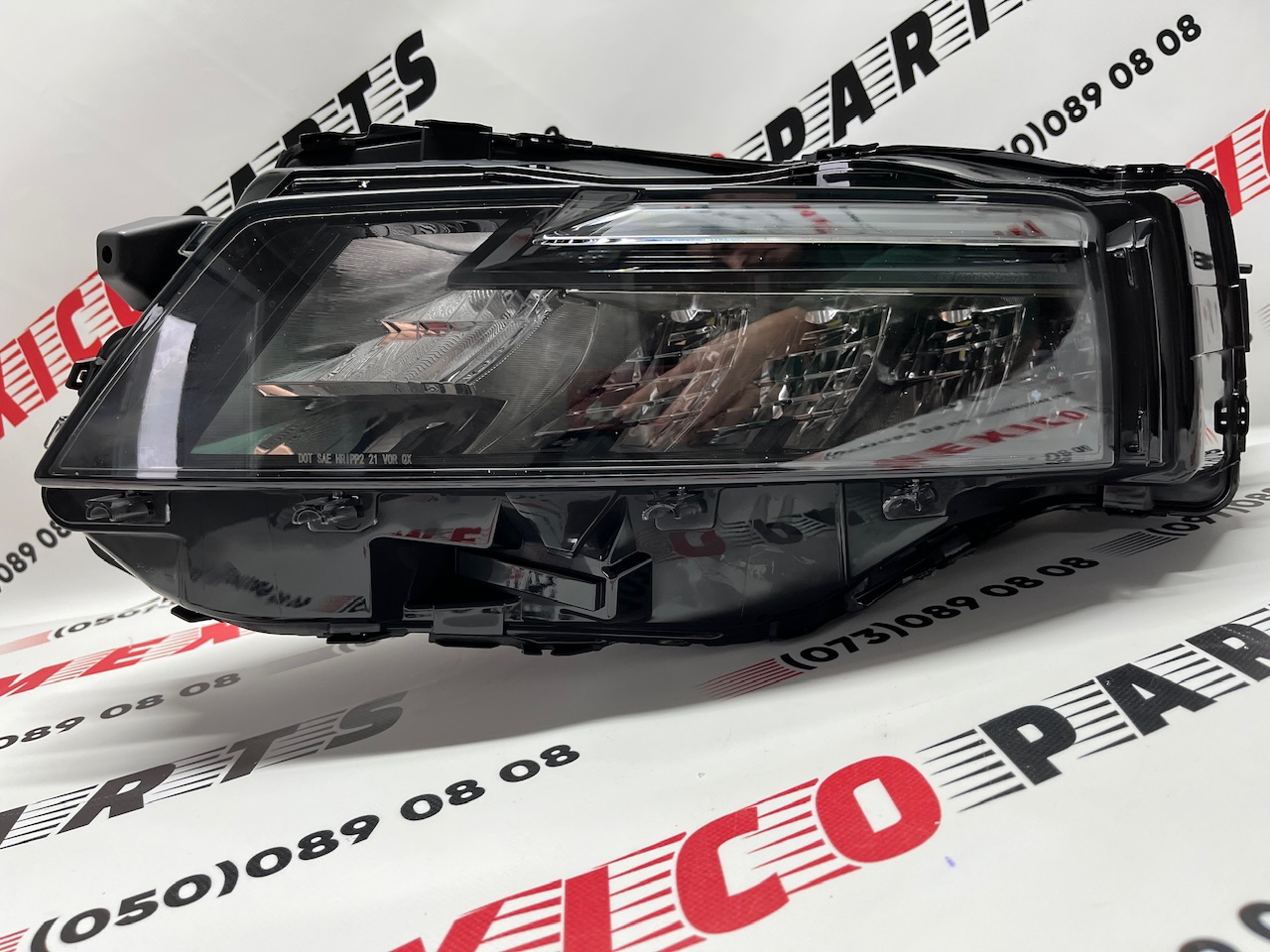Фара ліва LED темна Nissan X-Trail(Rogue) 2021-( 26060-6RR6A), аналог