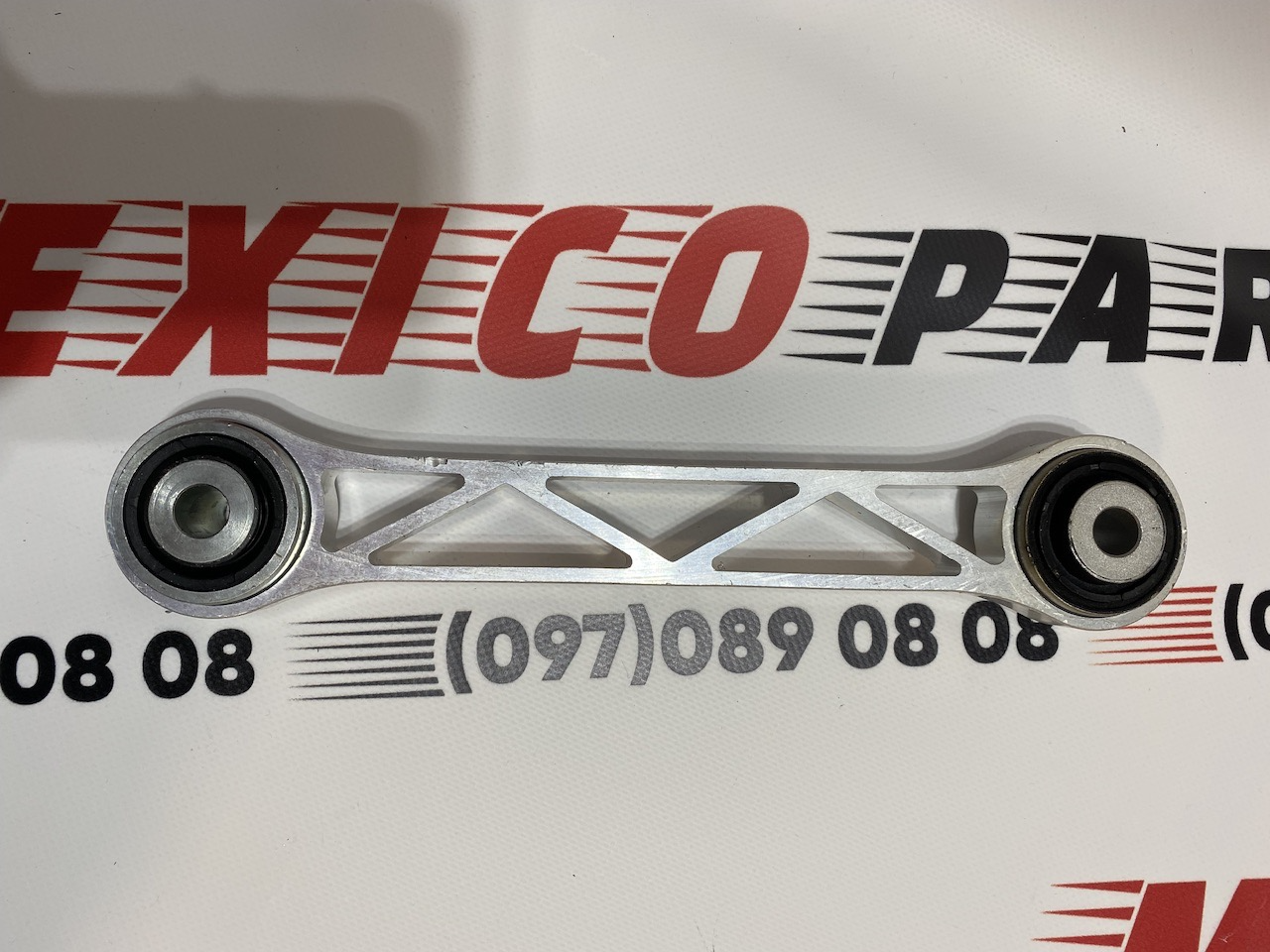 Рычаг поперечный задний развальный Tesla Model X 2015-2020 (1021420-00-B), аналог 
