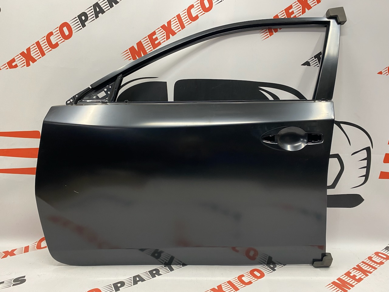 Двері передні ліві Nissan Altima 2013-2018 (80101-3TA0A), аналог