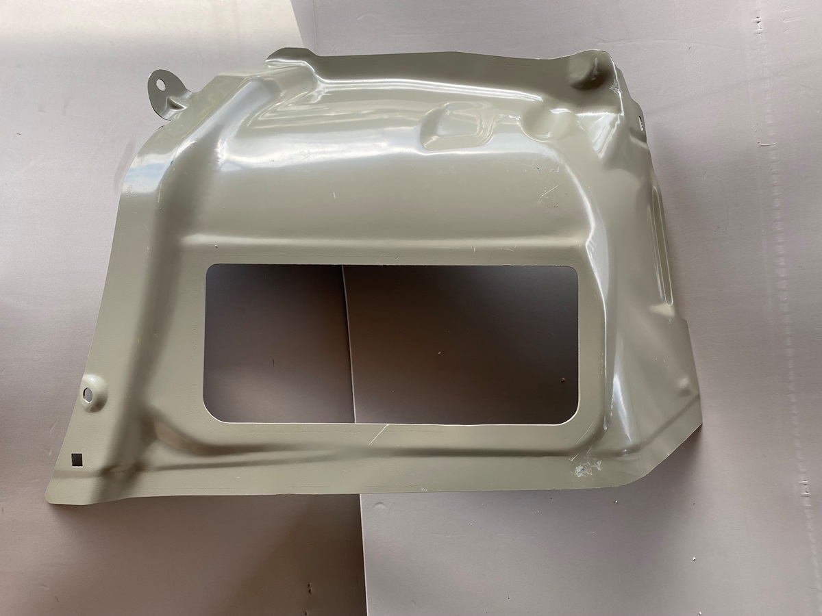 Панель задняя боковая правая Tesla Model Y 2020-2023 (1522163-S0-A ), аналог