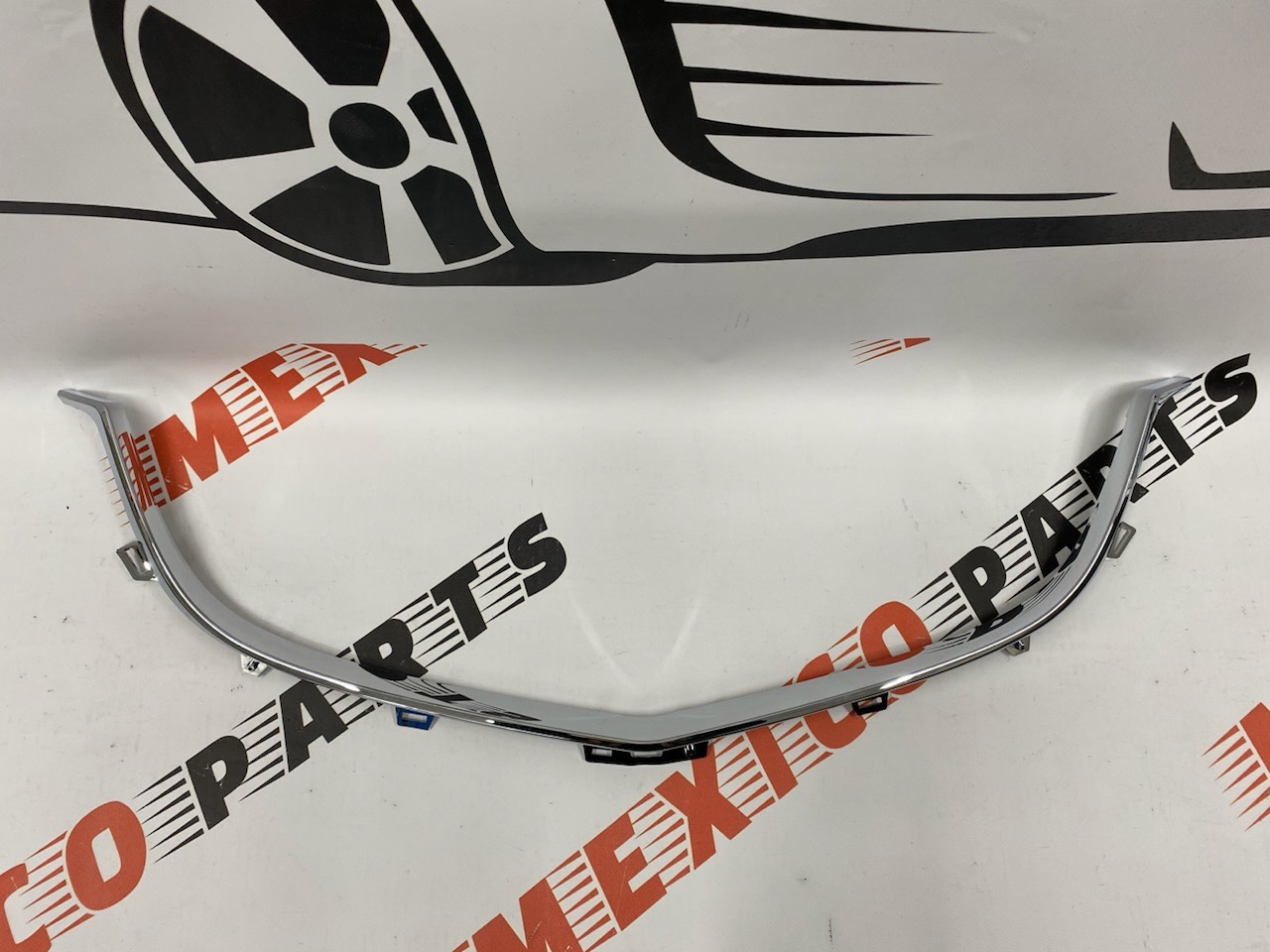 Хром решётки радиатора Mazda CX5 2013-2016 (KD53507J1A), аналог