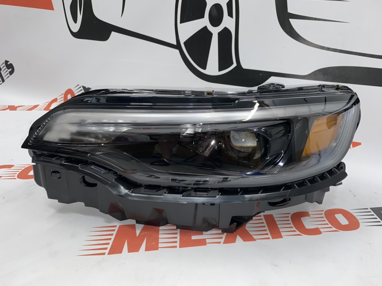 Фара левая LED Jeep Cherokee 2019- (68275945AJ), аналог