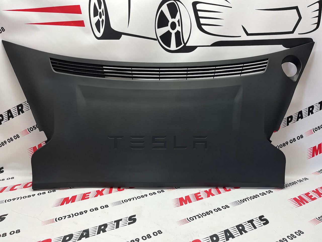 Накладка переднего багажника Tesla Model S 2012-2020 (1060481-00-C), аналог