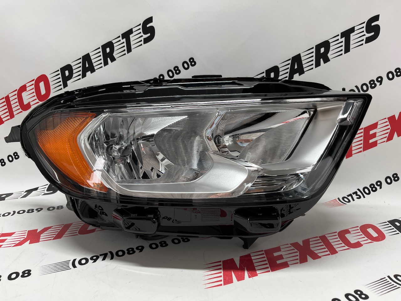 Фара права галоген Ford EcoSport 2018-2021 (GN1Z13008AMD), аналог