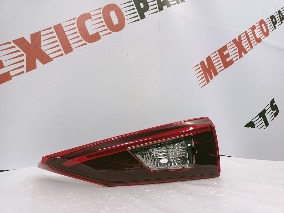 Фонарь задний внутренний левый LED Mazda 3 2016-2018 (B53W-51-3G0A), аналог