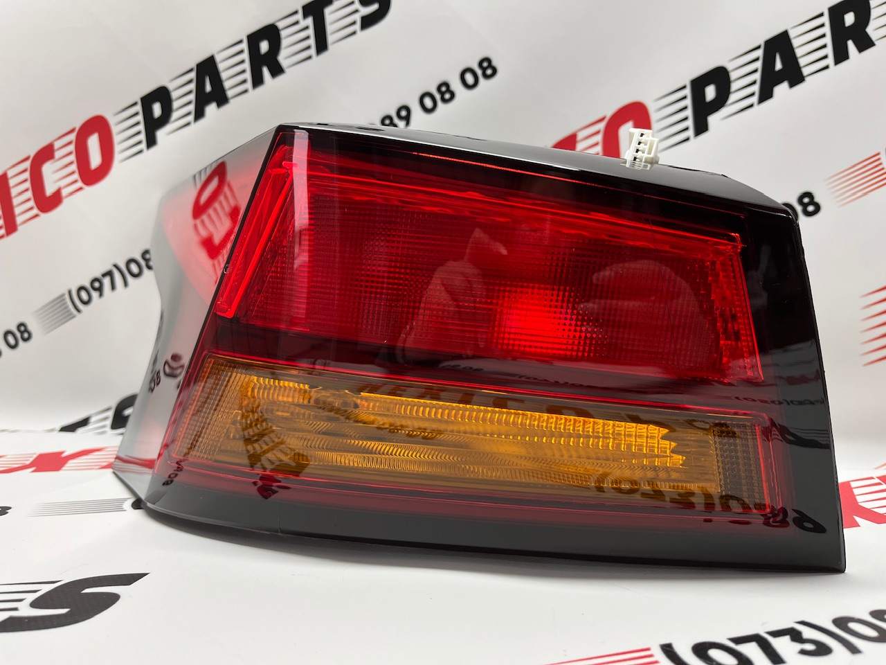 Ліхтар зовнішній (в крило) лівий USA Nissan Altima 2019-2021 (26555-6CA1A), аналог