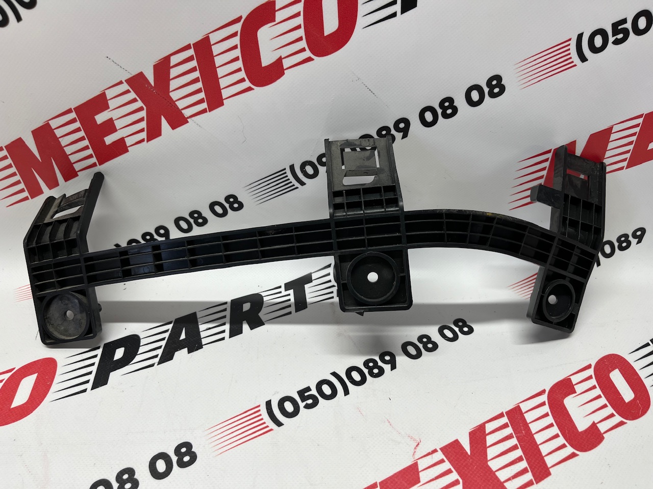 Крепление фары внутреннее правое Tesla Model X 2015-2020 (1046959-00-F), аналог