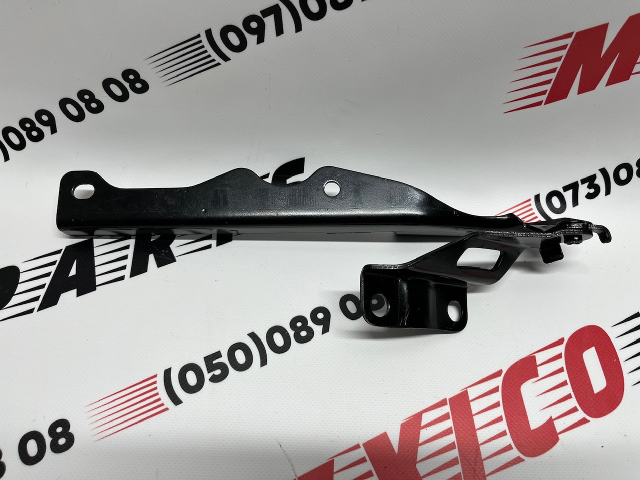 Петля капота левая Mazda CX5 2017-2020 (KB7W52420 ), оригинал