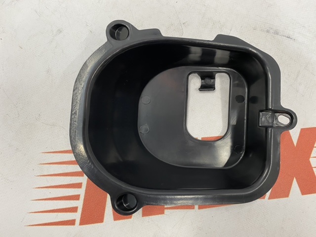 Кріплення протитуманної фари праве  Ford Escape 2013-2016 (GJ5Z17E810AA), аналог