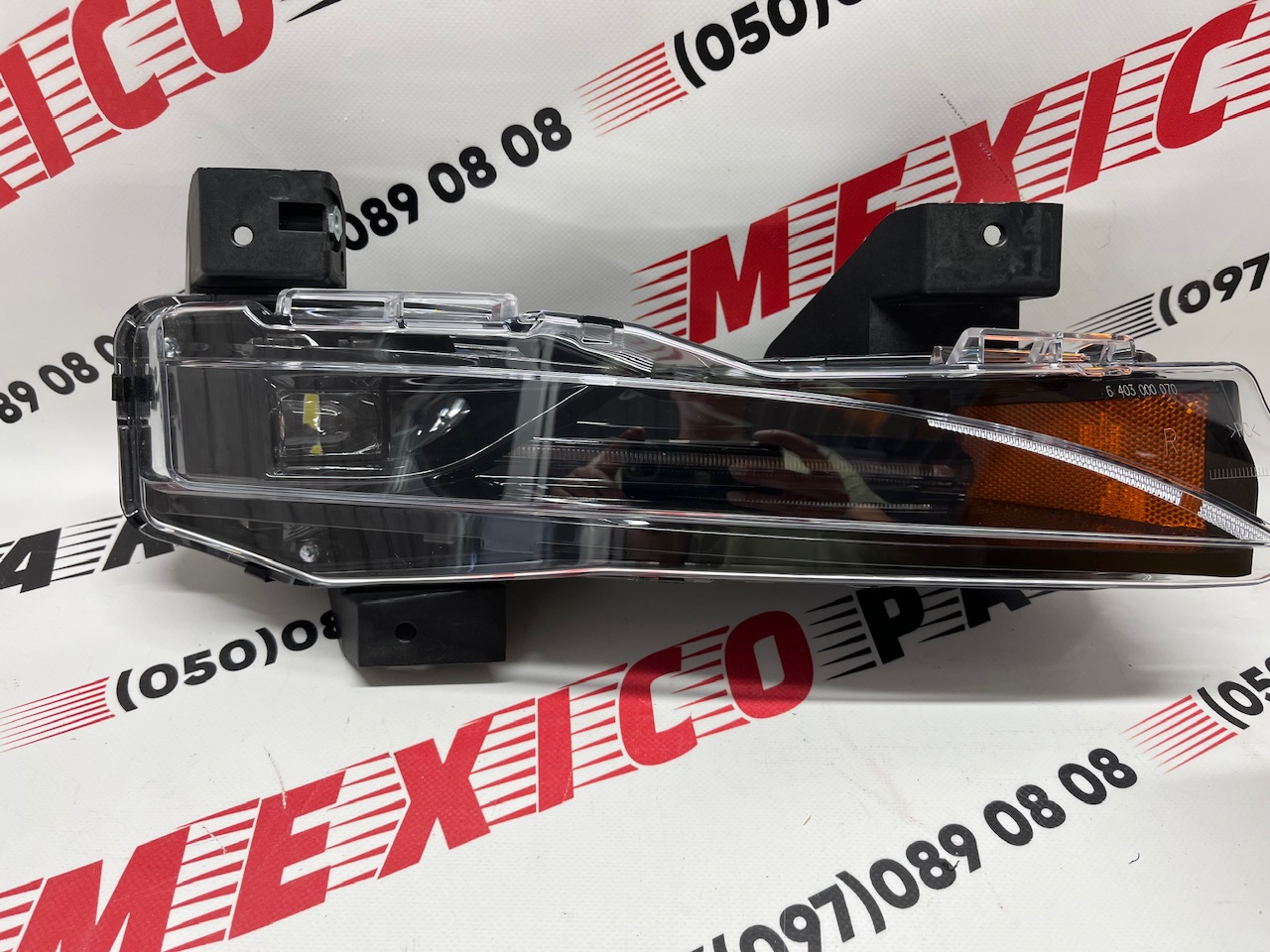 Противотуманная фара правая Tesla Model X 2022-2023 (1621194-00-B), аналог