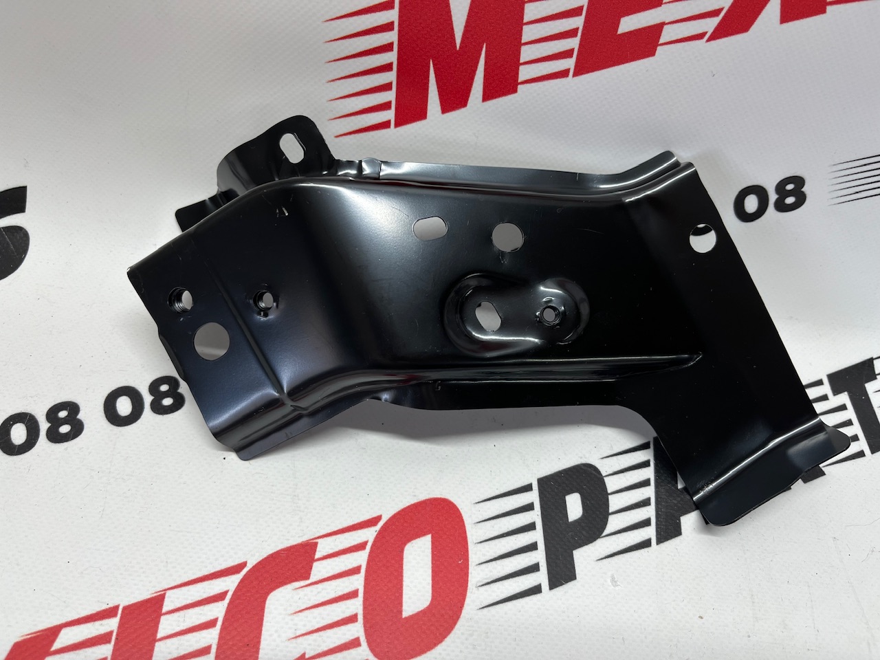 Планка радіатора права Nissan X-Trail(Rogue) 2014-2020 (F25204BAMA), аналог