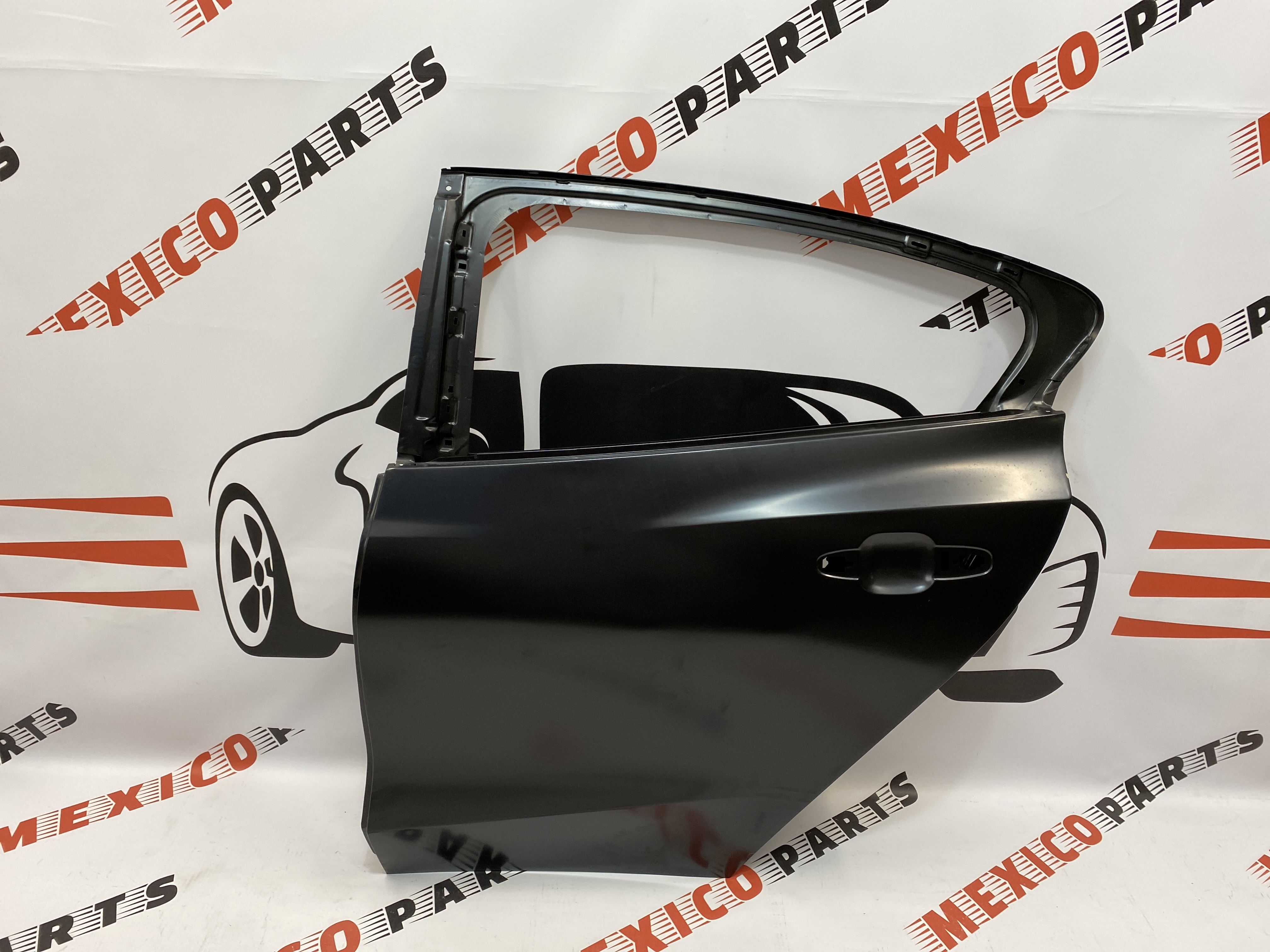Двері задні ліві Ford Focus 2019 (2382300), аналог