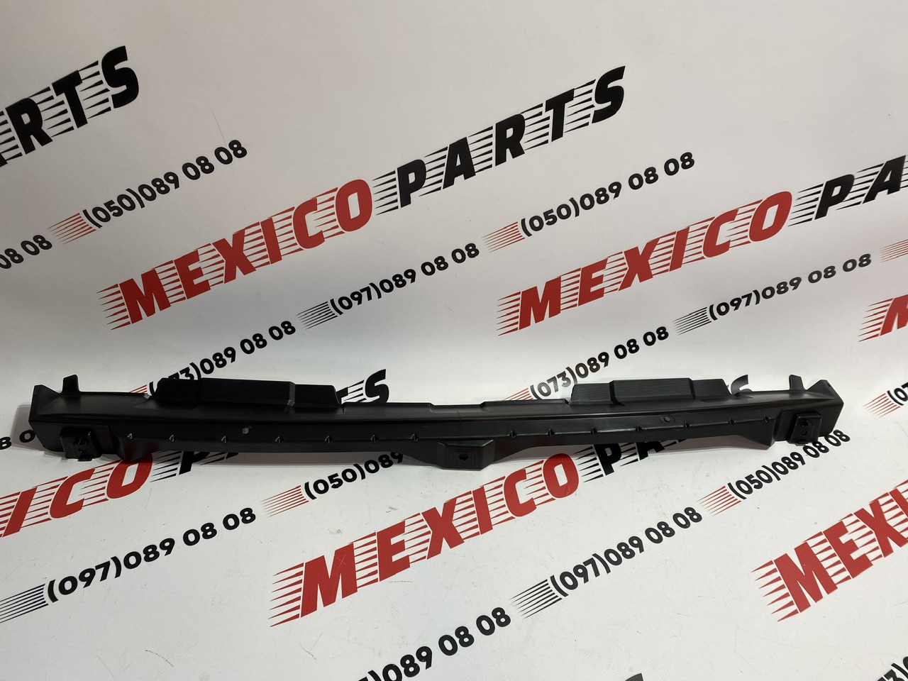 Накладка губи переднього бампера  Mitsubishi Outlander 2023- (6400k802) , аналог