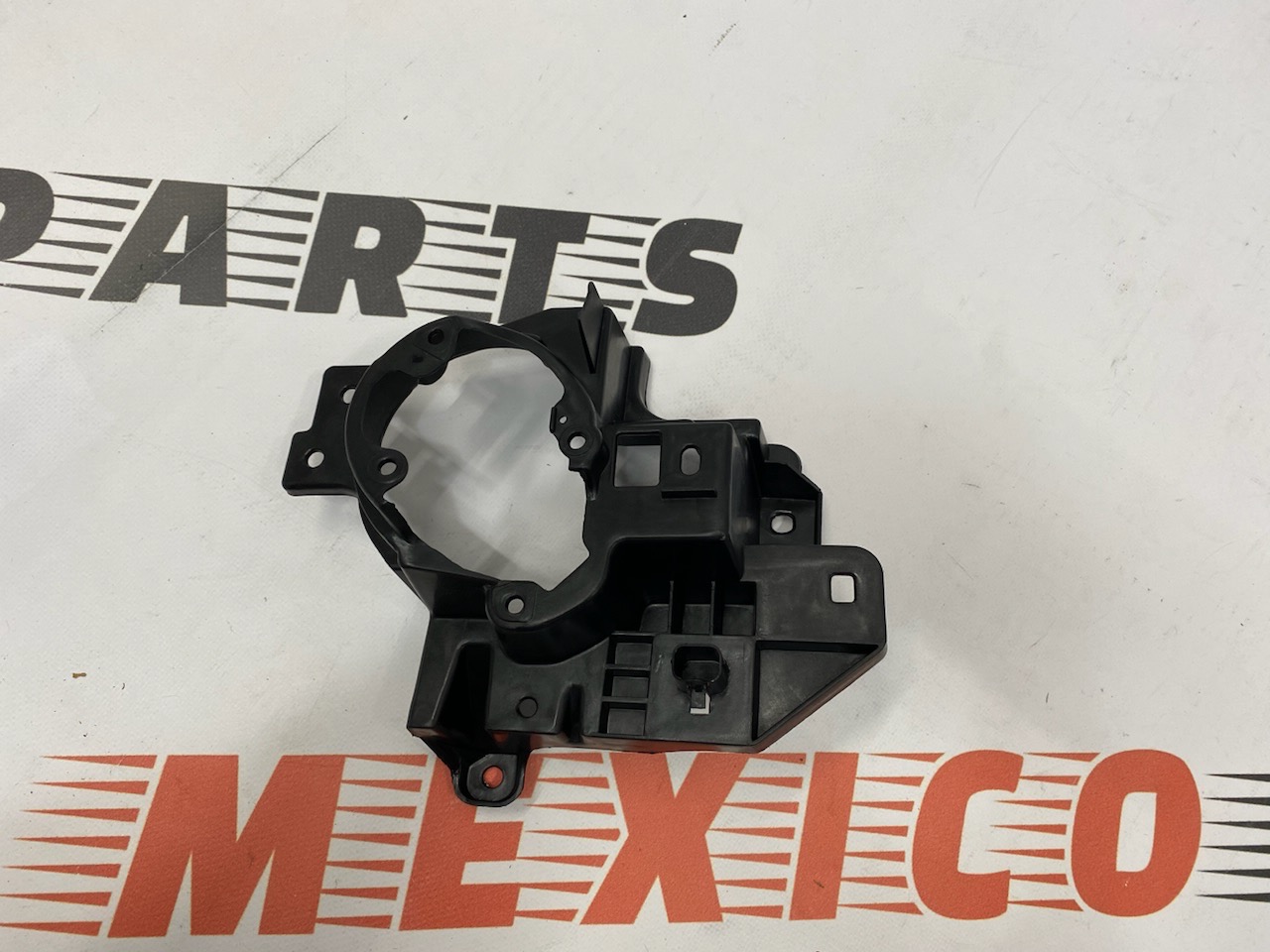Крепление  противотуманной фары левое Mazda CX-5 2017-2020 (KB8B51694), аналог