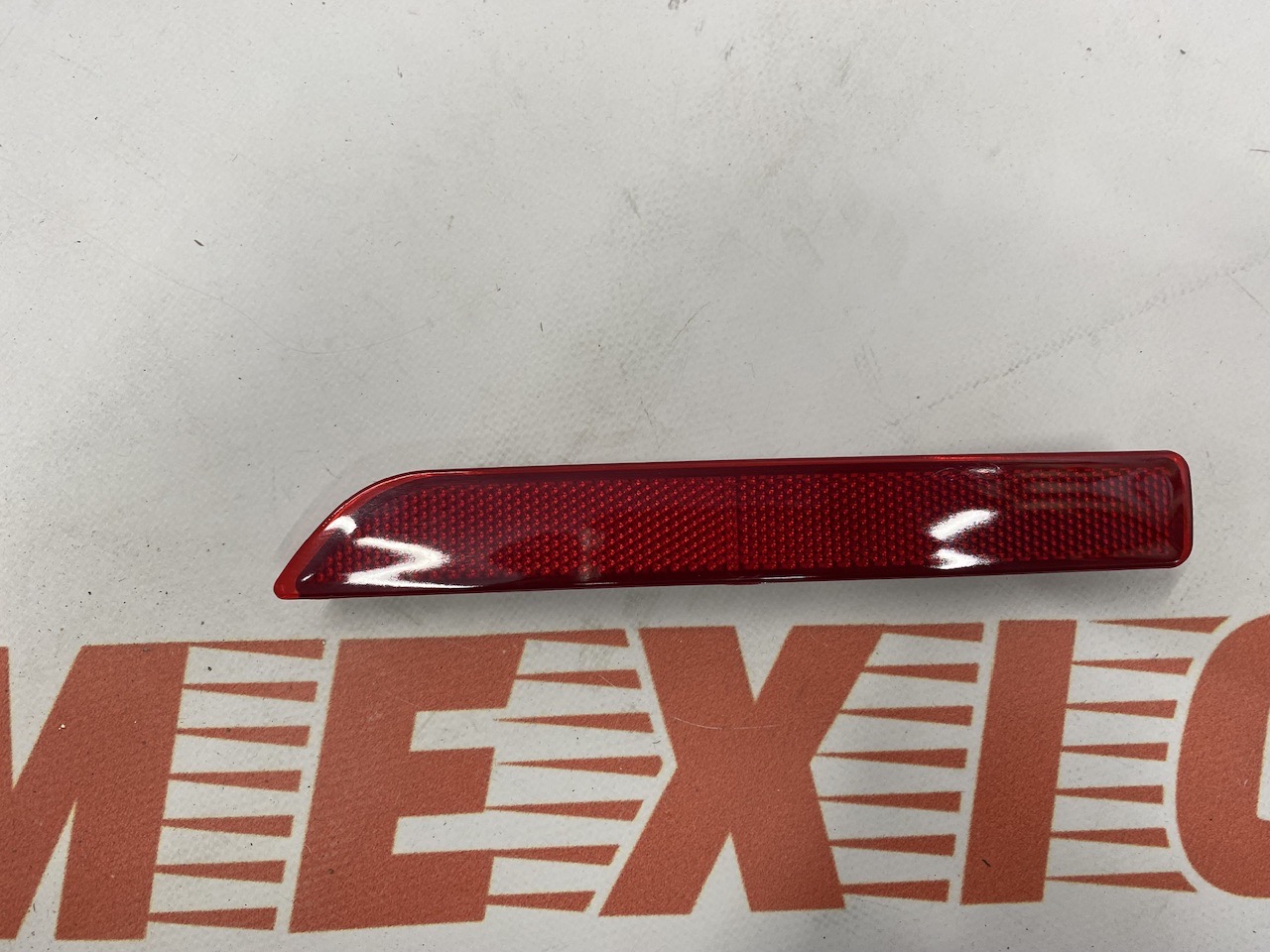 Катафот заднього бампера лівий Nissan  Murano 2015-2018 (26565-8990B), аналог