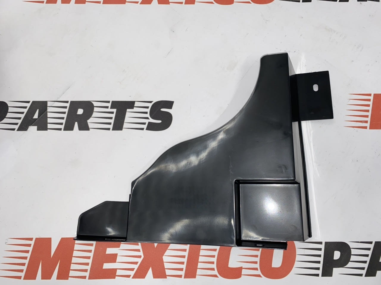 Захист переднього бампера права SE, SXT  Dodge Journey 2011-2021 (5116282AB), аналог
