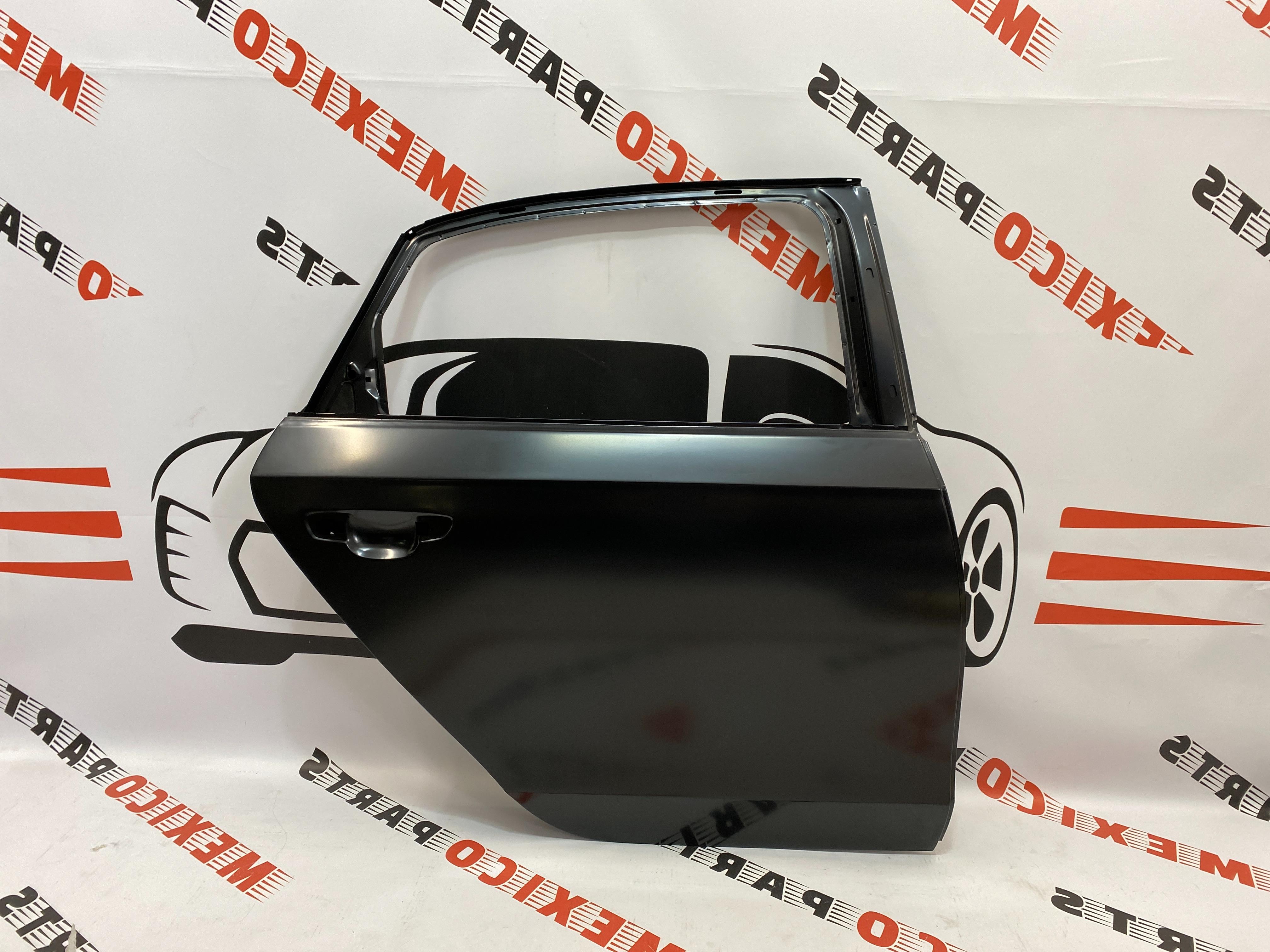 Двері задні праві Volkswagen Passat B7 2012-2018 (561 833 056 C), аналог