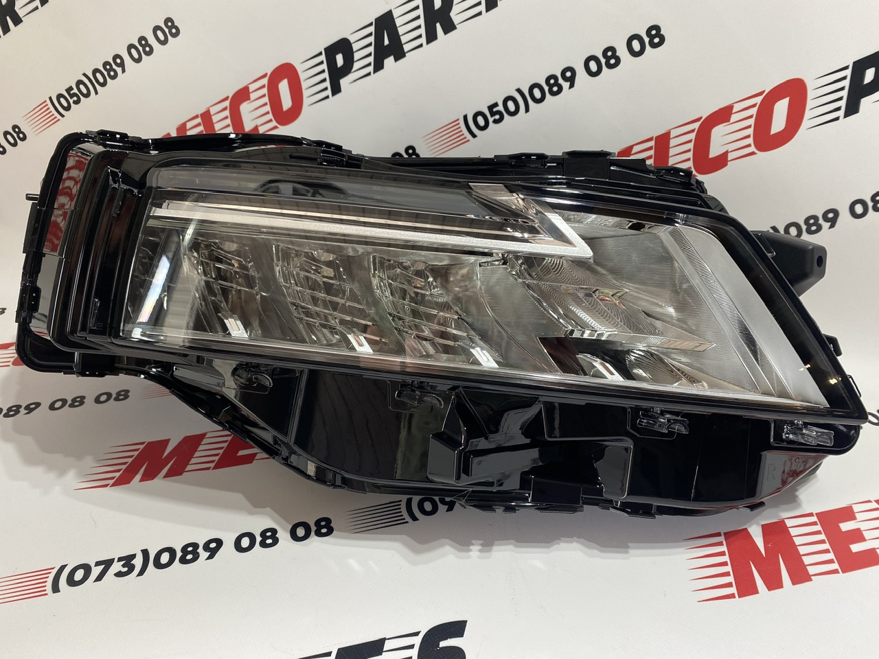 Фара права LED світла Nissan X-Trail(Rogue) 2021- (260106rr0d),  аналог