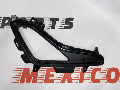 Рамка противотуманной фары правая Hyundai Elantra 2011-2015 (865283X700), аналог