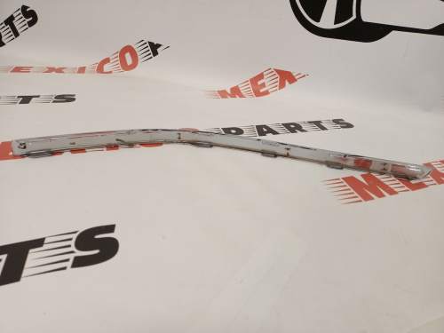 Хром заднього бампера лівий седан  USA Volkswagen Passat B7 2012-2015 (5618074592ZZ), аналог