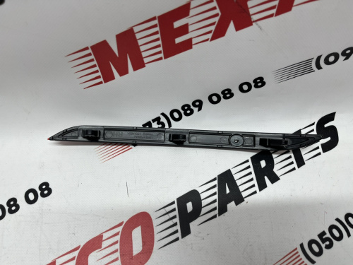 Катафот заднього бампера правий Volkswagen Golf 8 (2020-) (5H0945106), аналог