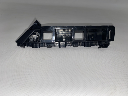Кріплення переднього бампера ліве Volkswagen Passat B7 2012-2015 (561807183A), аналог