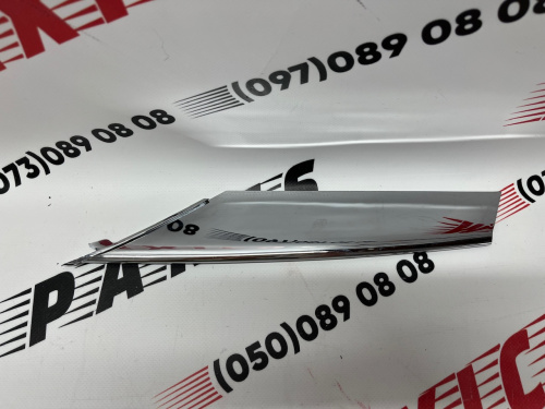 Накладка жалюзи нижняя левая хром Tesla Model S 2012-2020(1056379-00-C), аналог