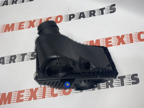 Корпус повітряного фільтру 3.0 бензин Volkswagen Touareg  2011-2014 (7P0129607C), аналог