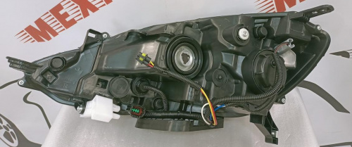 Фара права Nissan Sentra 2016-2018 (26010-3YU0A), аналог