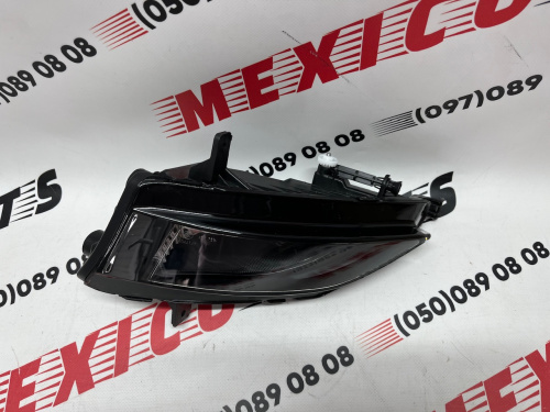 Протитуманна фара права Volkswagen Golf 7.5 (5GM941662), аналог