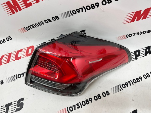 Ліхтар зовнішній (в крило) правий LED Toyota RAV4 2016-2018 (81551-42192), аналог