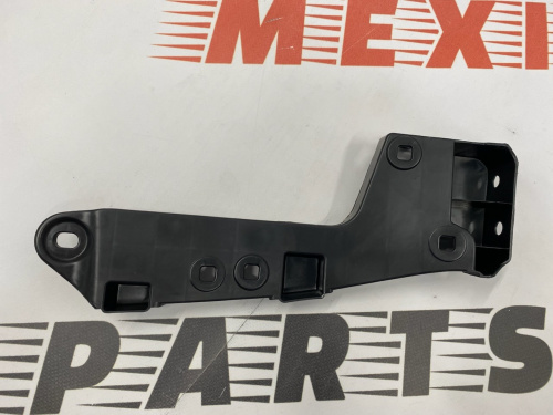 Крепление заднего бампера правое нижнее  Toyota Camry 2018-2021 (5259106030), аналог
