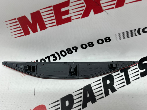 Катафот заднього бампера правий Volkswagen Golf 7 (5G0945106), аналог