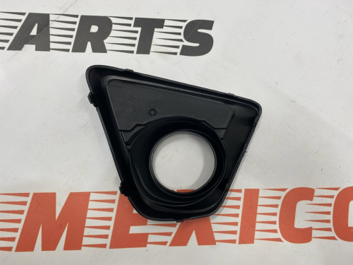 Рамка противотуманной фары левая Mazda CX-5 2011-2017 (KD5350C21), аналог