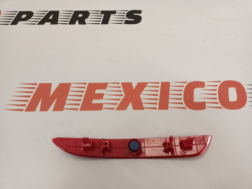 Катафот заднего бампера левый Mazda 3 2019-2021 (B0J8515L0), аналог