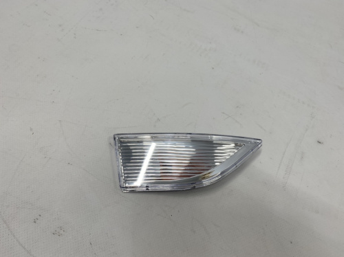 Катафот-заглушка права переднього бампера Volkswagen Passat B7 USA 2011-2015 (561941778B), аналог