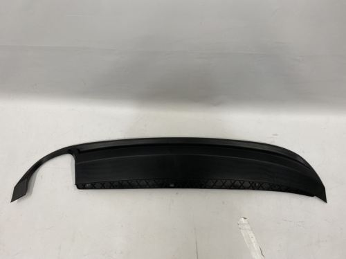 Губа заднього бампера Volkswagen Passat B7 2012-2015 (561807521B9B9), аналог