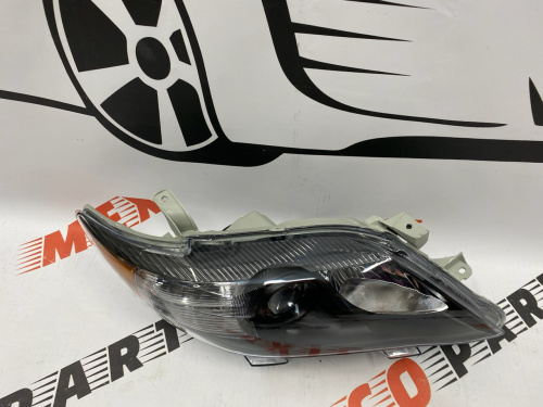 Фара правая черная Toyota Camry 2009-2011, аналог
