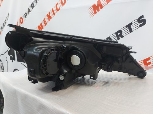 Фара левая Toyota RAV4 2013-2015 (81150-0R042), аналог