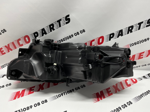 Фара права LED темна Nissan X-Trail(Rogue) 2021- ( 26010-6RR6A),  аналог