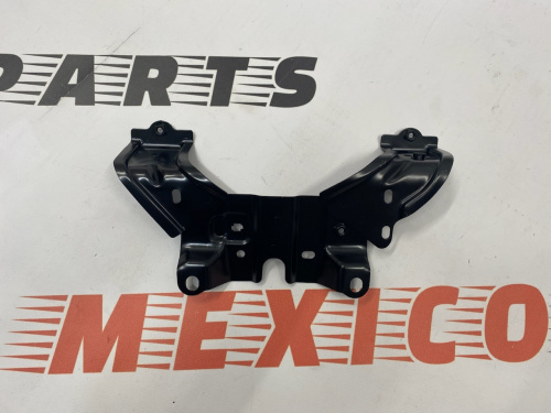 Крепление замка капота Mazda 3 2019-2021 (BDTS5215YA), аналог