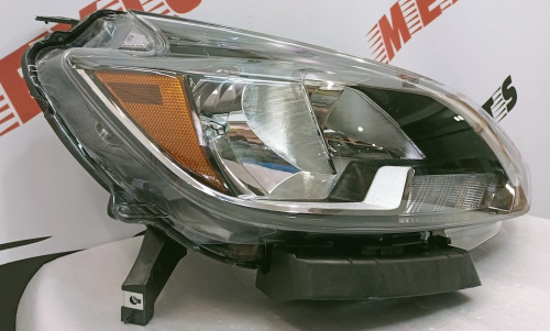 Фара права Nissan Sentra 2016-2018 (26010-3YU0A), аналог