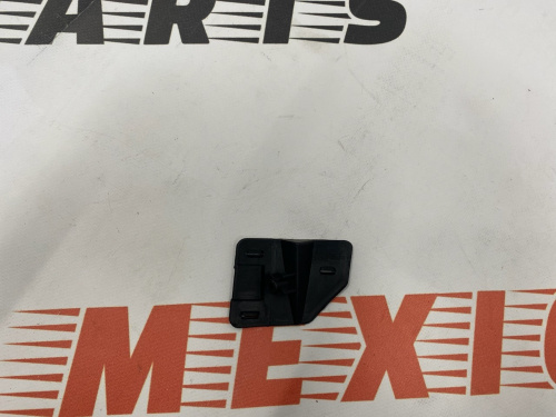 Крепление задней противотуманной фары правое Mazda CX-5 2011-2017 (KR11502A1), аналог