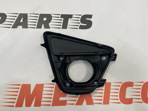 Рамка противотуманной фары левая Mazda CX-5 2011-2016 (KA0J50C21A), аналог